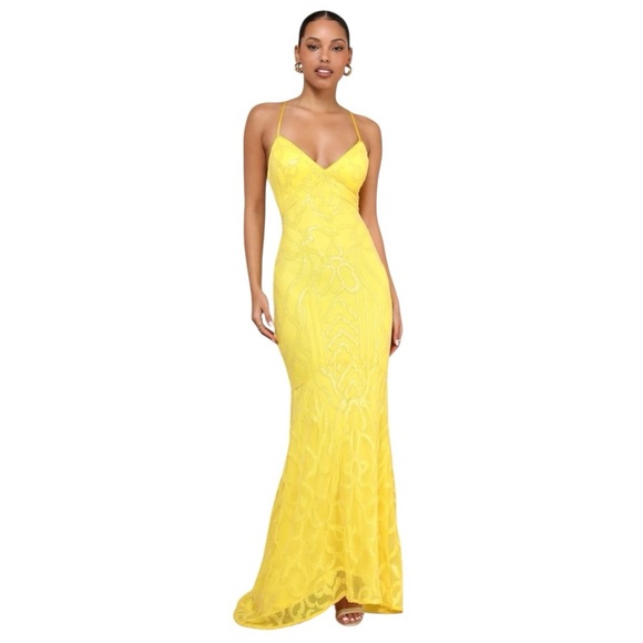 Lulu's Yellow Lace Backless Strappy Gown - Picture 2 of 13